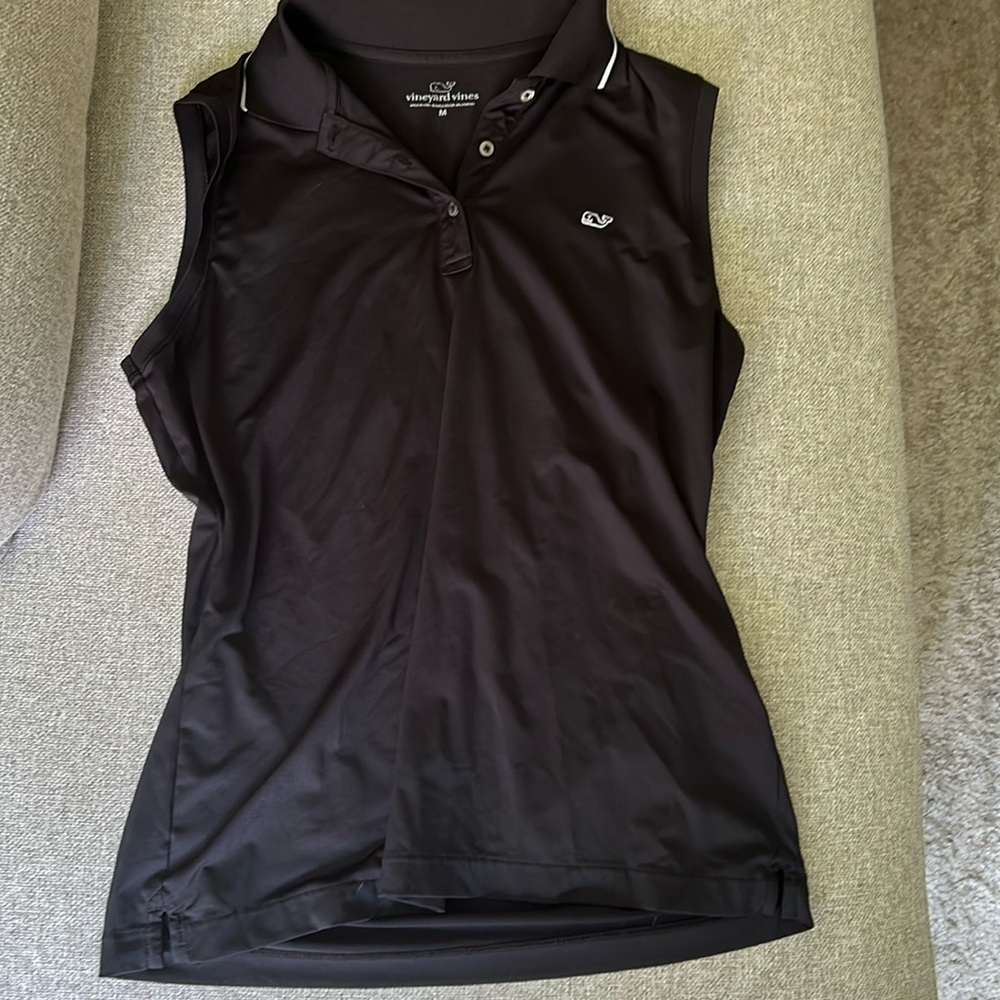 Vineyard Vines sleeveless tank women’s size M